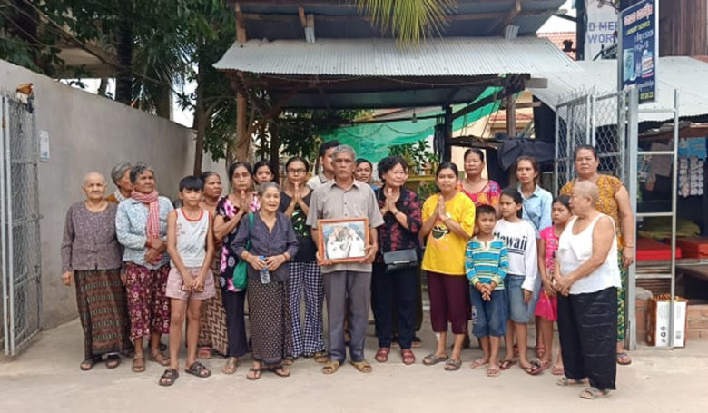 ពលរដ្ឋ​៣​គ្រួសារ​ជា​អតីត​ប៉ូលិស​ព្រហ្មទណ្ឌ​​កំរិត​ធ្ងន់​តវ៉ា​រឿង​កាត់​ដី​មិន​ស្មើភាព​គ្នា