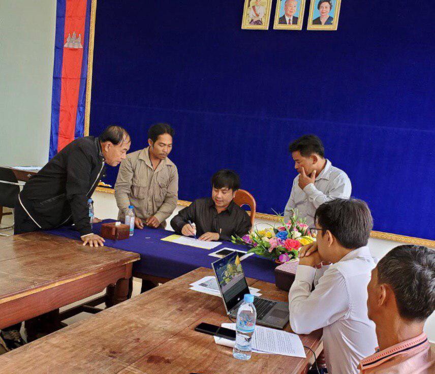 រដ្ឋបាលស្រុកអូរាំង ខេត្តមណ្ឌលគិរី រៀបចំវេទិការសាធារណៈដោះស្រាយបញ្ហាដីធ្លីរបស់ប្រជាពលរដ្ឋ