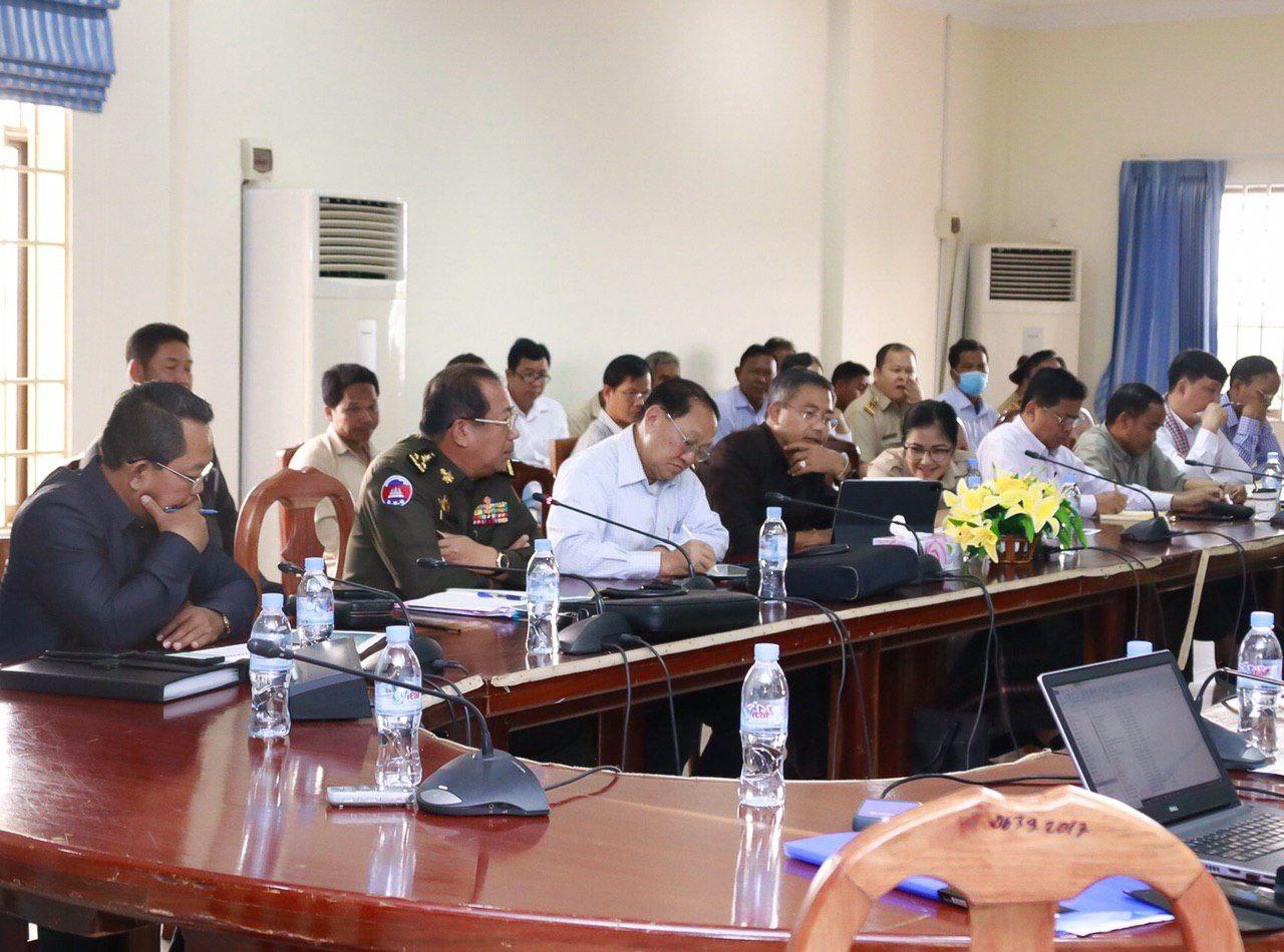 រដ្ឋបាលខេត្តកោះកុង រៀបចំកិច្ចប្រជុំកាត់ឆ្វៀលដីជូនប្រជាពលលរដ្ឋក្នុងខេត្ត