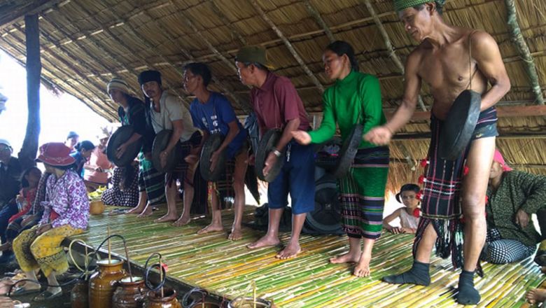 ជនជាតិដើម​ភាគតិច​លើក​ឡើង​ពី​ក្តីបារម្ភ ចំពោះ​ការបន្ត​កាប់​រុករាន​ដីព្រៃ