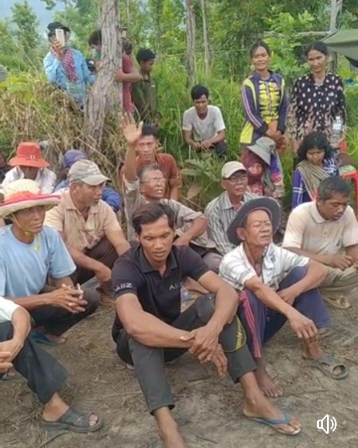 ​រដ្ឋបាល​ស្រុក​សំឡូត ចុះ​សម្របសម្រួល​ពលរដ្ឋ មក​តវ៉ា​រឿង​មន្ត្រី​បរិស្ថាន ដែនជម្រកសត្វព្រៃ ភ្នំ​សំ​កុស ដក​បង្គោល​ព្រំដី របស់​ពួកគាត់​