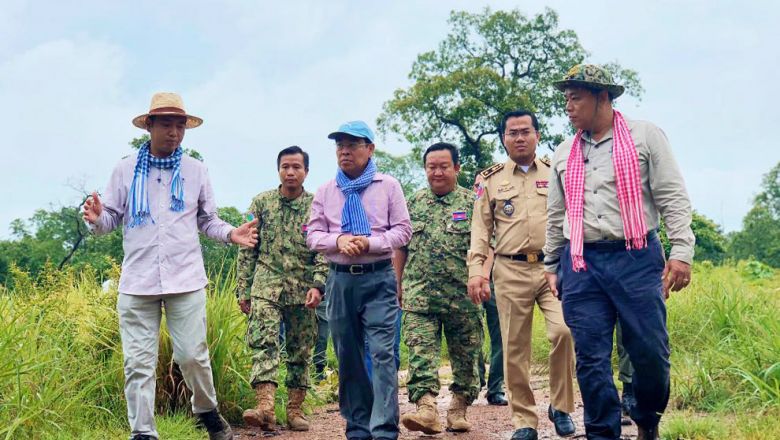 នាយករដ្ឋមន្ត្រី ឯកភាព​លើ​លទ្ធផល​ស្រាវជ្រាវ​​ និង​សំណើ​បញ្ចប់​មុខតំណែង​មន្ត្រី​ពាក់ព័ន្ធ​ការទន្ទ្រាន​ដីព្រៃ